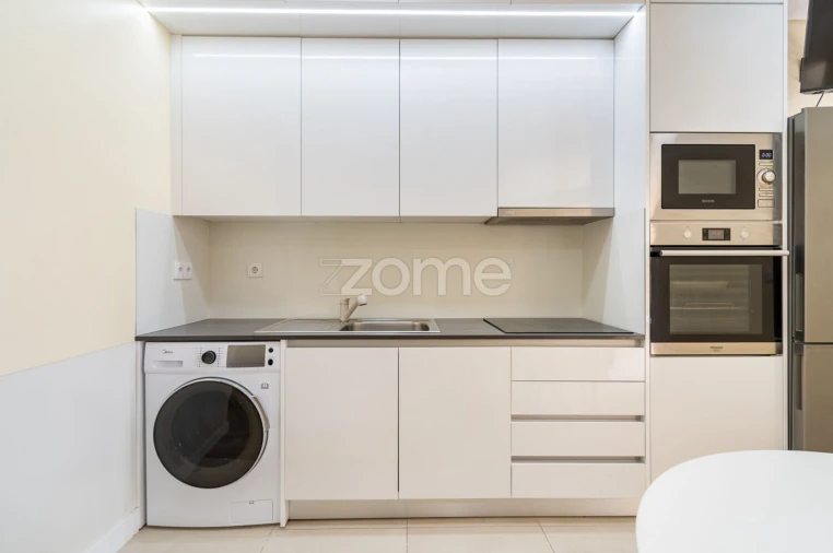 Apartamento T2 para Venda em Cedofeita, Santo Ildefonso, Sé, Miragaia, São Nicolau e Vitória Foto 7