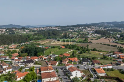 Terreno para Venda em Arnoso (Santa Maria e Santa Eulália) e Sezures