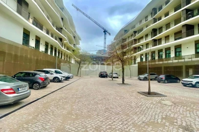 Apartamento T2 para Arrendamento em Algés, Linda-A-Velha e Cruz Quebrada-Dafundo