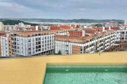 Apartamento T2 para Arrendamento em Algés, Linda-A-Velha e Cruz Quebrada-Dafundo