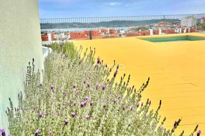 Apartamento T2 para Arrendamento em Algés, Linda-A-Velha e Cruz Quebrada-Dafundo