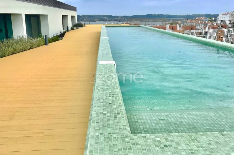 Apartamento T2 para Arrendamento em Algés, Linda-A-Velha e Cruz Quebrada-Dafundo Foto 13