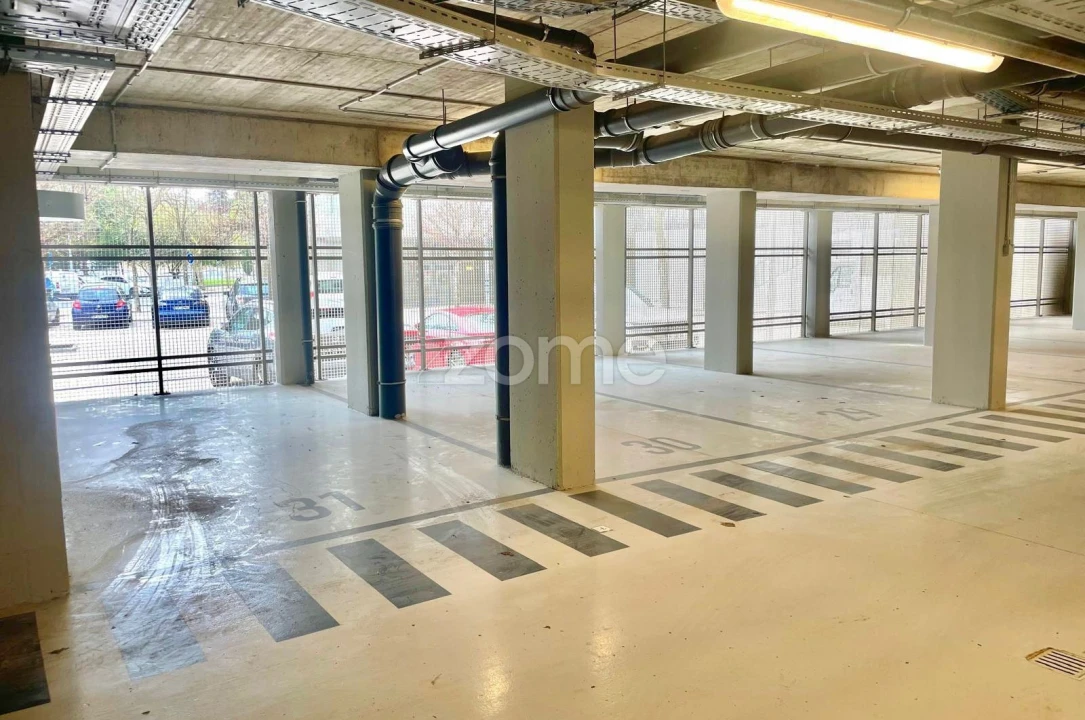 Apartamento T2 para Arrendamento em Algés, Linda-A-Velha e Cruz Quebrada-Dafundo Foto 7