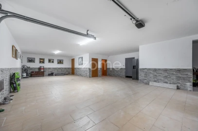 Moradia T3 para Venda em Azias