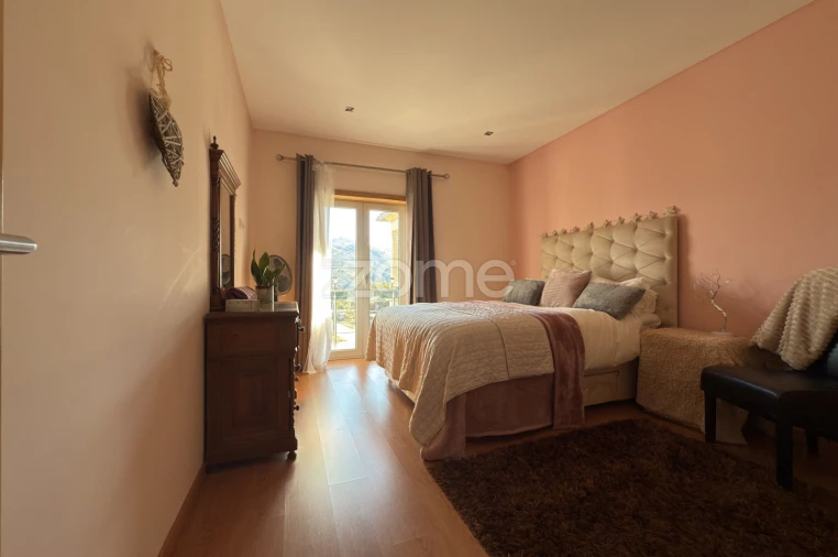 Moradia T3 para Venda em Azias Foto 10