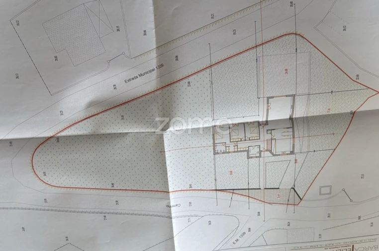Moradia T3 para Venda em Azias Planta 1