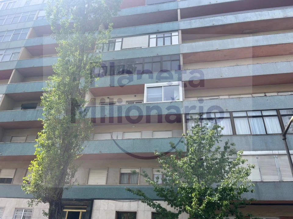 Apartamento T3 para Venda em Benfica Foto 26