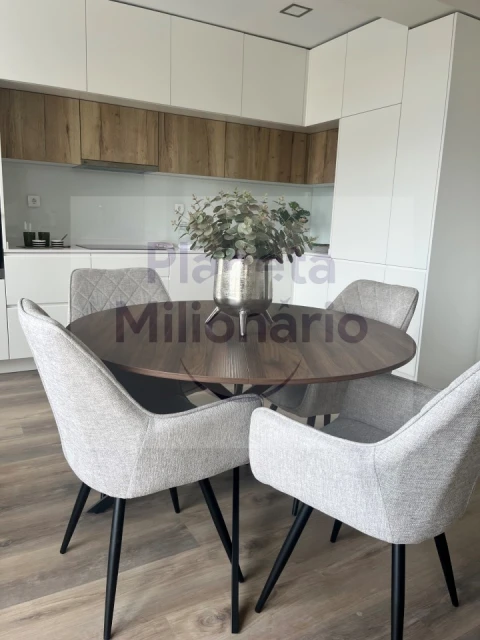 Apartamento T3 para Venda em Benfica