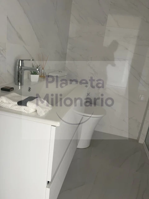 Apartamento T3 para Venda em Benfica