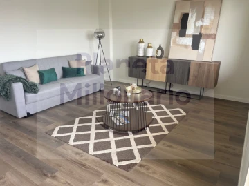 Apartamento T3 para Venda em Benfica