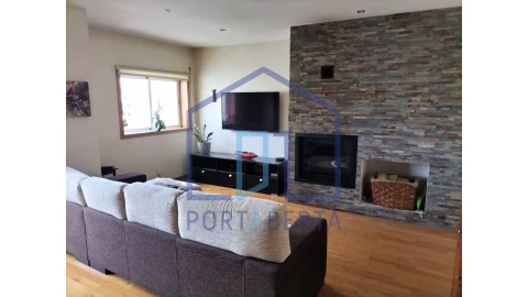 Apartamento T3 para Venda em Santa Cruz/Trindade e Sanjurge