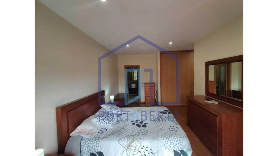 Apartamento T3 para Venda em Santa Cruz/Trindade e Sanjurge Foto 6