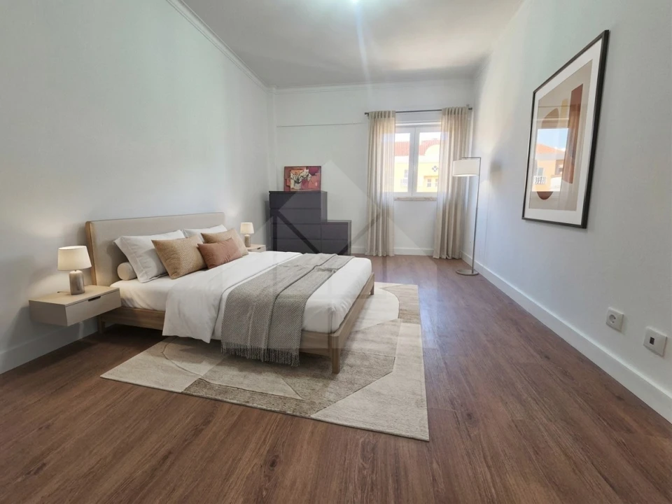 Apartamento T3 para Venda em Algueirão-Mem Martins Foto 15