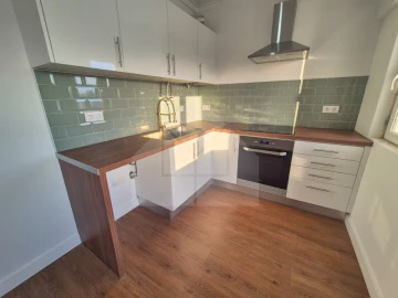 Apartamento T3 para Venda em Algueirão-Mem Martins