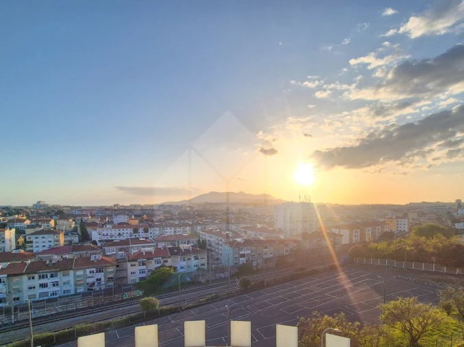 Apartamento T3 para Venda em Algueirão-Mem Martins Foto 6