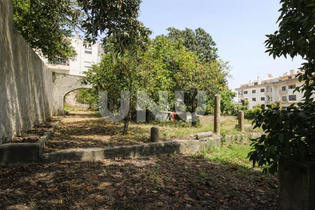 Terreno Misto para Venda em Vila Franca de Xira Foto 9