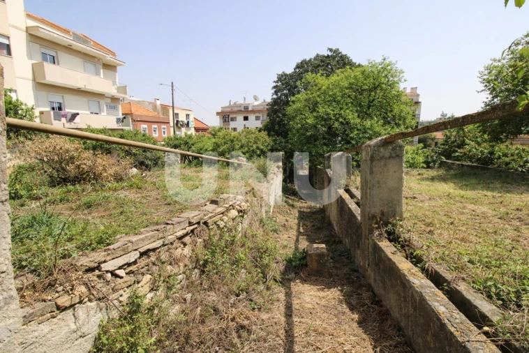 Terreno Misto para Venda em Vila Franca de Xira Foto 8
