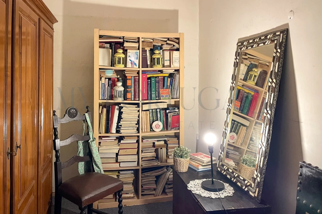 Apartamento T5 para Venda em Santo António Foto 18