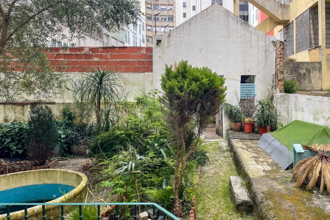 Apartamento T5 para Venda em Santo António Foto 19