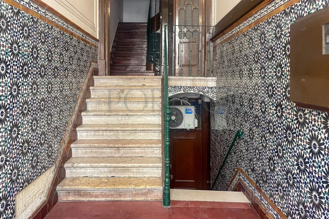 Apartamento T5 para Venda em Santo António Foto 20