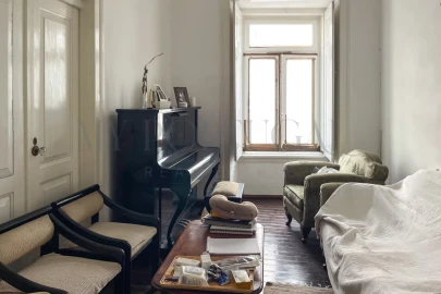 Apartamento T5 para Venda em Santo António