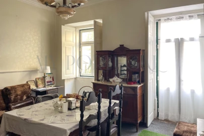 Apartamento T5 para Venda em Santo António