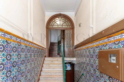 Apartamento T5 para Venda em Santo António