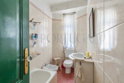 Apartamento T5 para Venda em Santo António