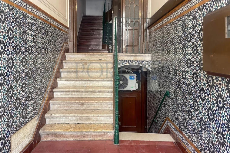 Apartamento T5 para Venda em Santo António Foto 20