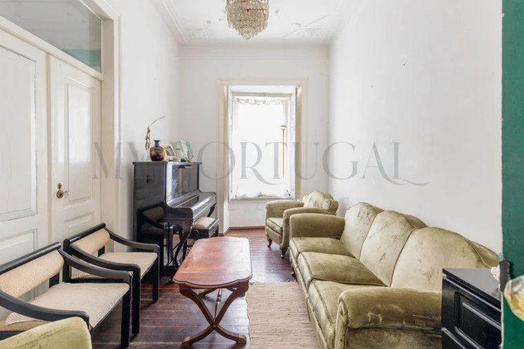 Apartamento T5 para Venda em Santo António Foto 4