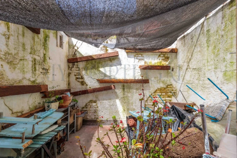 Apartamento T5 para Venda em Santo António Foto 19