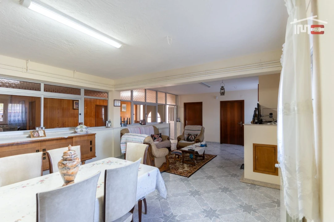 Moradia T5 para Venda em Fatima Foto 20