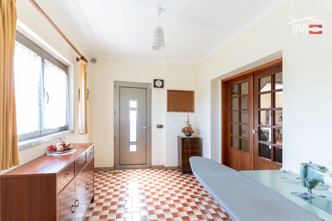 Moradia T5 para Venda em Fatima Foto 5