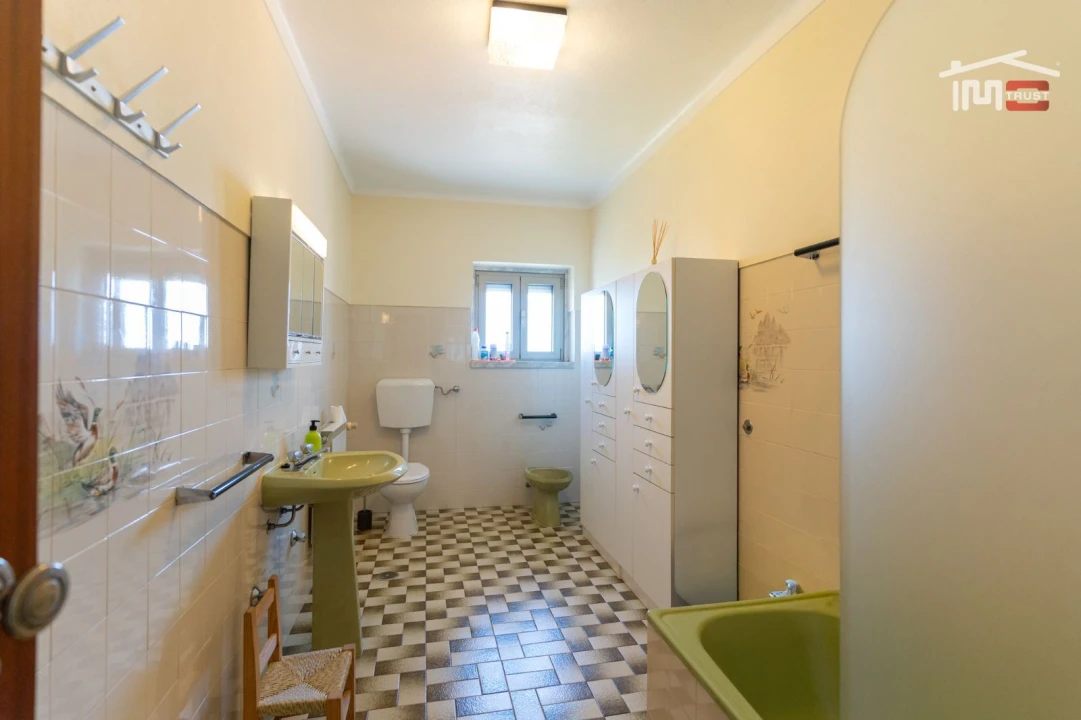 Moradia T5 para Venda em Fatima Foto 19