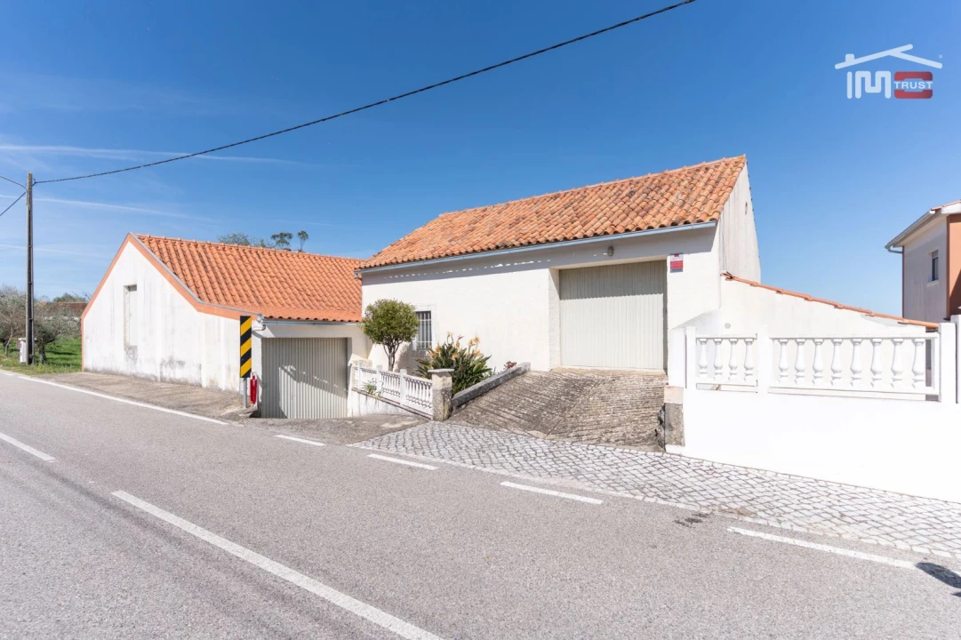 Moradia T5 para Venda em Fatima Foto 3