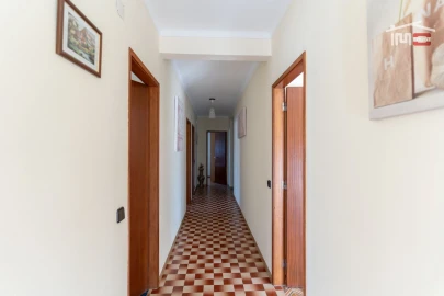 Moradia T5 para Venda em Fatima