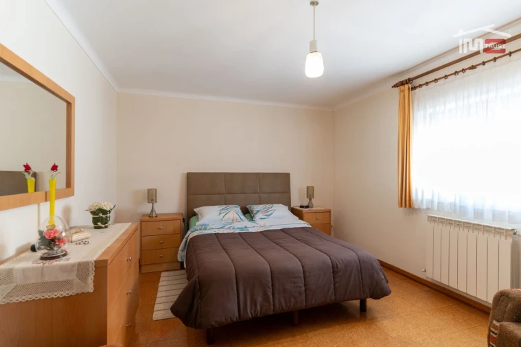 Moradia T5 para Venda em Fatima Foto 24