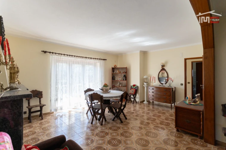 Moradia T5 para Venda em Fatima Foto 8