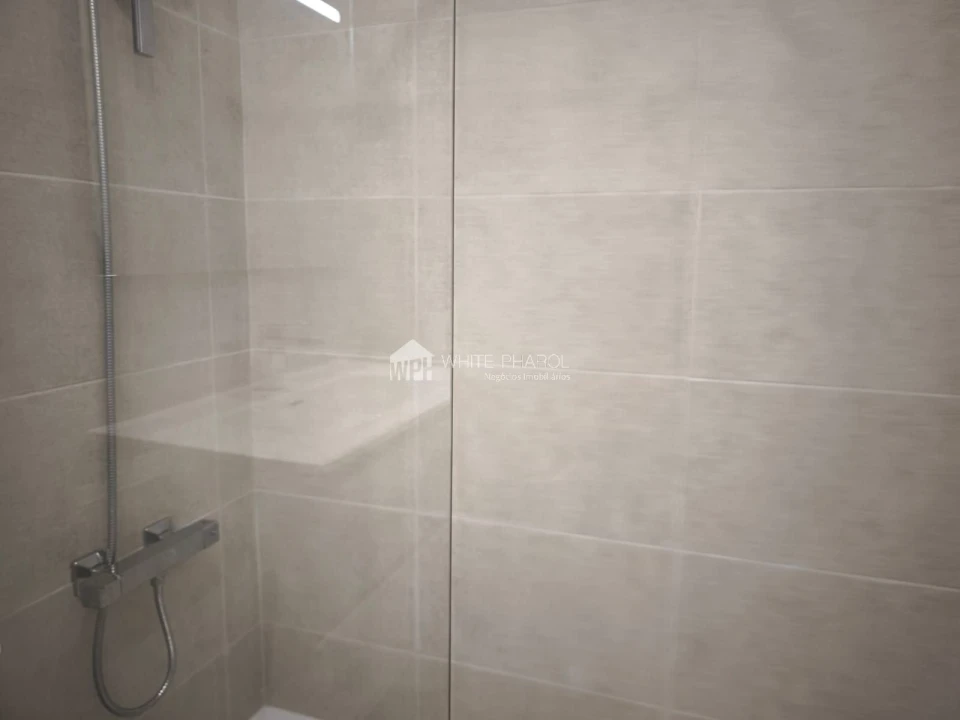 Apartamento T3 para Venda em Laranjeiro e Feijó Foto 12