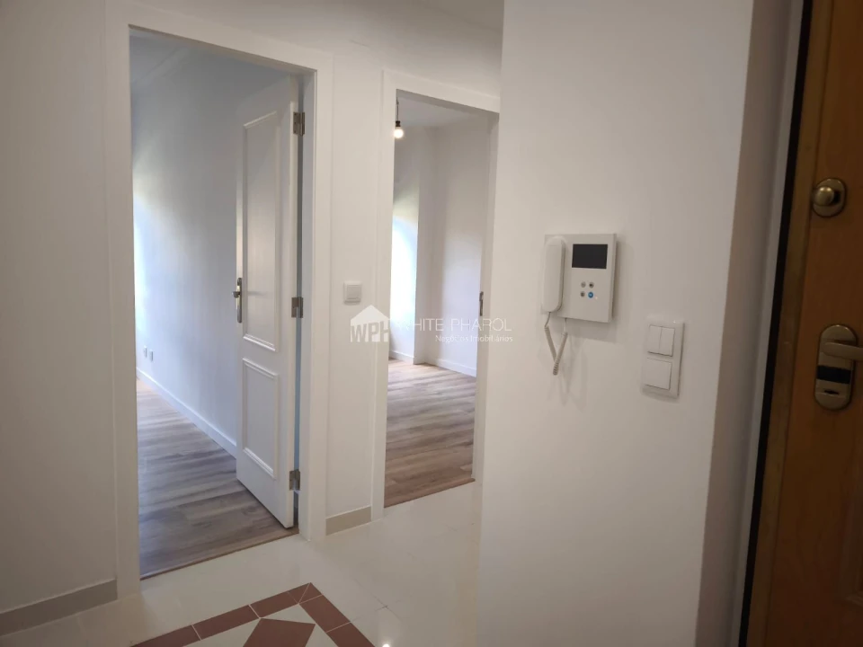 Apartamento T3 para Venda em Laranjeiro e Feijó Foto 17