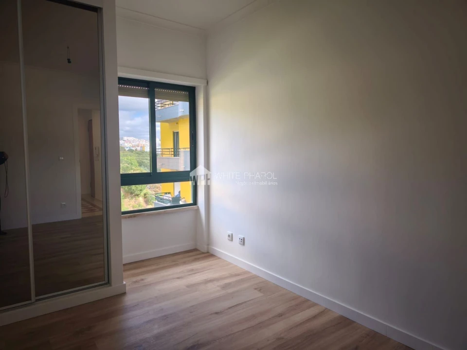 Apartamento T3 para Venda em Laranjeiro e Feijó Foto 24