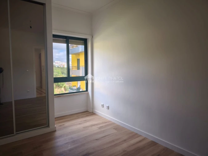 Apartamento T3 para Venda em Laranjeiro e Feijó Foto 24