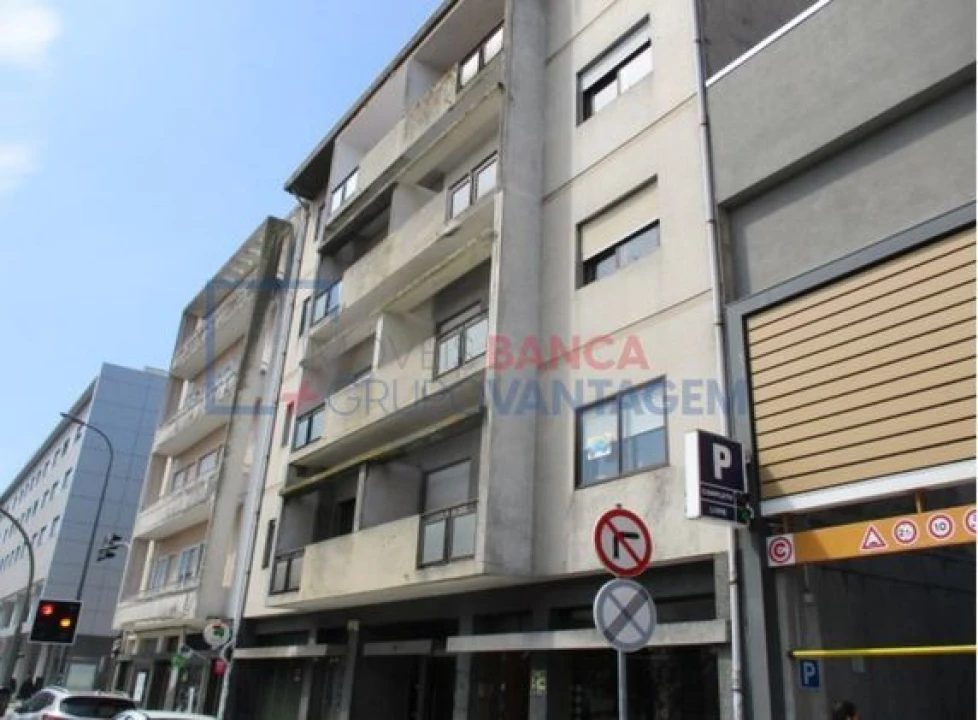 Apartamento T3 para Venda em Cedofeita, Santo Ildefonso, Sé, Miragaia, São Nicolau e Vitória Foto 3
