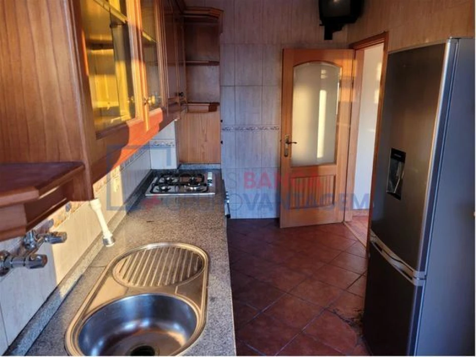 Apartamento T3 para Venda em Cedofeita, Santo Ildefonso, Sé, Miragaia, São Nicolau e Vitória Foto 4