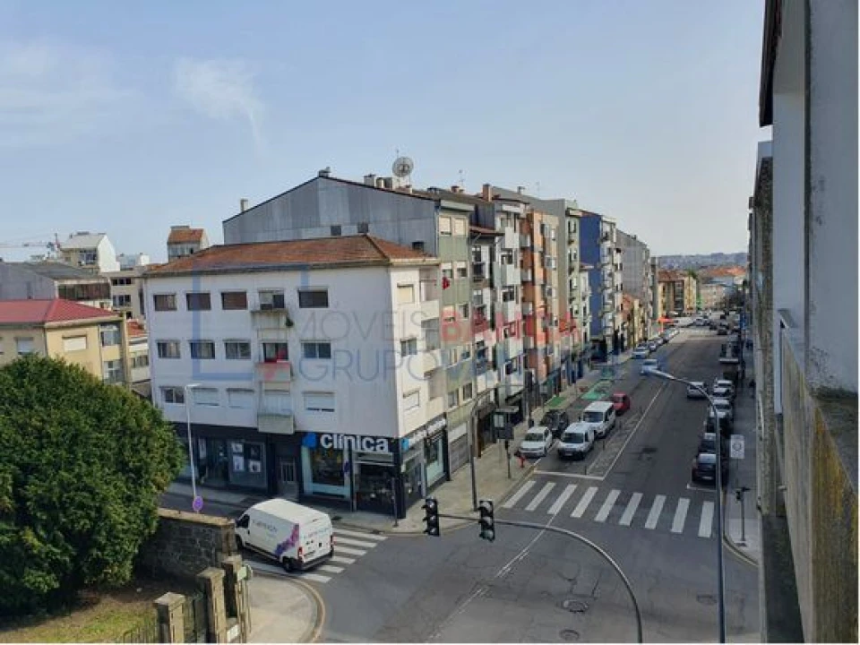 Apartamento T3 para Venda em Cedofeita, Santo Ildefonso, Sé, Miragaia, São Nicolau e Vitória Foto 2