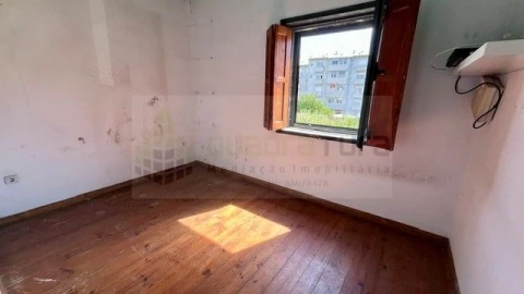 Moradia T2 para Venda em Campanhã