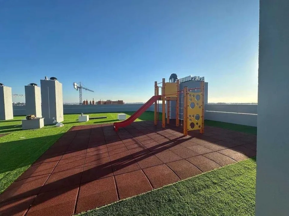 Apartamento T4 para Arrendamento em Moreira Foto 11