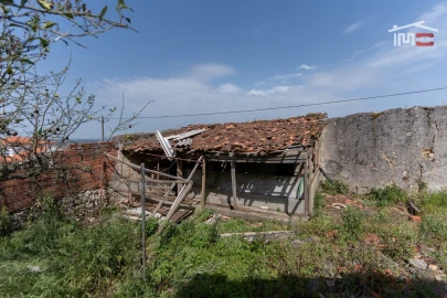 Moradia T3 para Venda em Nossa Senhora das Misericordias