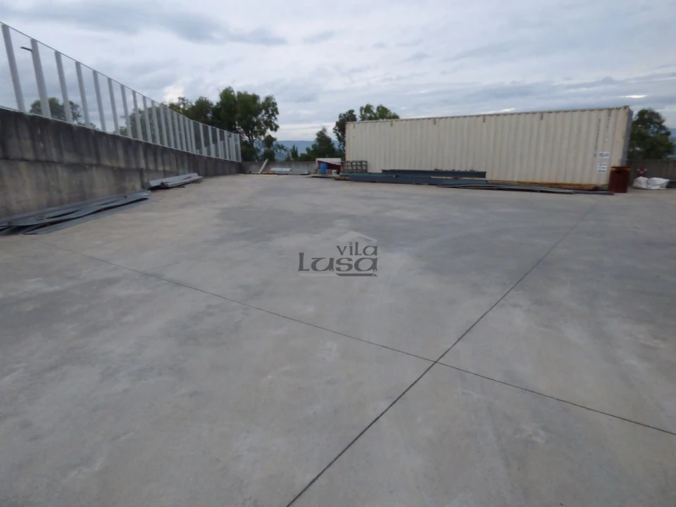 Armazém para Arrendamento em Avintes Foto 7