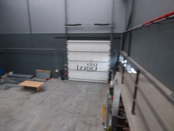 Armazém para Arrendamento em Avintes